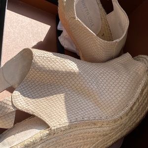 Kenneth Cole wedge sandal